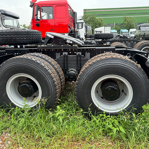 รถบรรทุกหัวลากดีเซล Shacman SX4255JV324 10 ล้อ 6x4 พวงมาลัยซ้าย รุ่นใหม่สมรรถนะสูง ทนทานสำหรับการเดินทางไกล พร้อมกระบะดั๊มพ์ขนาดเล็ก - Product Image 3