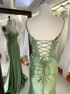 Robes de soirée pour femmes en satin <span class=keywords><strong>vert</strong></span>, nouvelle broderie, sans manches, sirène, dos lacé - Product Image 4