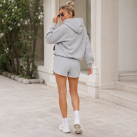 Ensemble de survêtement personnalisé pour femme avec pantalon de jogging à épaules tombantes, OEM ODM Marque Privée pour l'entraînement à domicile à faible intensité