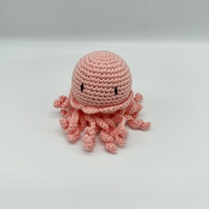 Peluche de <span class=keywords><strong>pieuvre</strong></span> au <span class=keywords><strong>Crochet</strong></span> en fil de coton et bambou, motif de poupée Amigurumi, vente en gros - Product Image 1