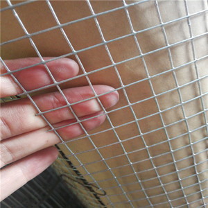 3x3 8x8 100x100 Cage à lapin de calibre 11 Treillis métallique <span class=keywords><strong>soudé</strong></span> bon marché <span class=keywords><strong>en</strong></span> forme de trou carré 1x1 <span class=keywords><strong>50x50</strong></span> 11x11 - Product Image 5