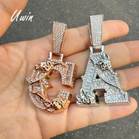 Liontin Huruf Tebal Kustom UWIN, Hiasan Bunga Mawar, Inisial Berkilau Mewah, Batu CZ Baguette, Desain Presisi, Liontin Nama