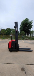 Apiladores semieléctricos de elevación apilador de palets tipo andar carretilla elevadora apilable eléctrica para la venta - Product Image 4