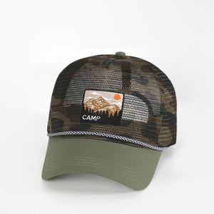 Gorra Trucker de Malla Completa con Estampado de Camuflaje Personalizado al por Mayor, con Bordado 3D y Cuerda de Poliéster - Product Image 1