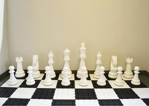 Juego de Ajedrez de Fibra de Vidrio de Estilo Moderno, Piezas de Ajedrez Únicas de Gran Tamaño con Acabado Pulido - Product Image 5