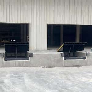 แท่นปรับระดับไฮดรอลิกแบบพรีเมียมพร้อมฟังก์ชันยก - สะพานขนถ่ายเคลื่อนที่ที่ทนทานเพื่อการจัดการสินค้าอย่างมีประสิทธิภาพ - Product Image 2