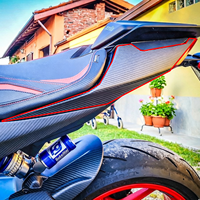 Accessoires de carrosserie moto OEM en fibre de carbone 3K sèche à 100 %, panneau latéral arrière de selle pour Aprilia 660 RS660 2021-2026