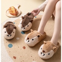 Nouvelle Arrivée - Chaussons Doux et Confortables en Peluche, Motif Écureuil Mignon, pour Intérieur et Extérieur, Chauds et Douillettes pour l'Hiver - Cadeau Idéal pour Femmes, Hommes et Couples