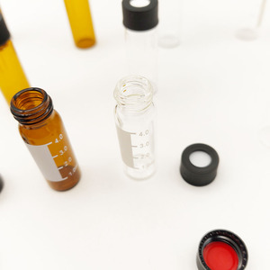 ขวดแก้วสีเหลืองอำพันขนาด 2 มล. สำหรับ HPLC พร้อมฝาเกลียวแบบใช้ซ้ำได้สำหรับใช้ในห้องปฏิบัติการ - Product Image 3