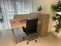 Postes de travail de bureau commerciaux modernes de qualité supérieure, durables, personnalisés, en bois, mobilier de personnel, postes de travail modulaires en cubicles
