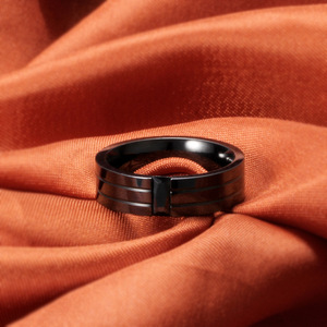 Bague géométrique pour homme en zircon noir 22MM en acier inoxydable avec sertissage pavé, bijou cadeau - Product Image 4