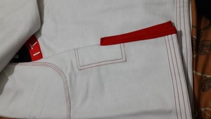 100% algodón perla tejido BJJ GI personalizado Jiu Jitsu Gi con Pantalón de sarga y Rashguard corto para Judo artes marciales al por mayor - Product Image 3