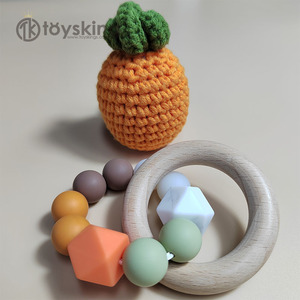Nuevo diseño de regalos de Pascua para bebés, juego de ganchillo, <span class=keywords><strong>Amigurumi</strong></span>, zanahoria, juguete suave, pulsera de silicona, sonajero de madera, mordedores para bebés Etsy - Product Image 6