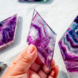 <span class=keywords><strong>Cristal</strong></span> <span class=keywords><strong>de</strong></span> guérison Fluorite arc-en-ciel en forme <span class=keywords><strong>de</strong></span> losange, tranche <span class=keywords><strong>de</strong></span> haute qualité, <span class=keywords><strong>pierre</strong></span> <span class=keywords><strong>de</strong></span> quartz <span class=keywords><strong>de</strong></span> guérison pour cadeau - Product Image 3