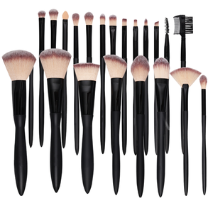 Private Label Vegan Makeup Brush Set Synthetic Hair Plastic Handle Black Travel Concealer Kit - Product Image 1