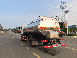 Réservoir de lait frais Dongfeng 13.5CBM, transporteur d'eau potable/lait en acier inoxydable-4x2 Diesel, Nuevo Para <span class=keywords><strong>Am</strong></span>érica <span class=keywords><strong>Del</strong></span> Sur - Product Image 5