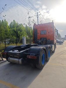 Camion tracteur HOWO MAX 460HP Diesel 6x4 Euro 6 d'occasion <span class=keywords><strong>à</strong></span> <span class=keywords><strong>prix</strong></span> avantageux, suspension pneumatique, caméra arrière, état impeccable, <span class=keywords><strong>prix</strong></span> de gros bas - Product Image 6