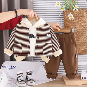 Ensemble 3 pièces décontracté pour enfants garçons automne 2026 : T-shirt en coton à col imprimé, sweat à capuche zippé motif ours rayé et jean - Product Image 3