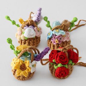 Nuevo diseño, ramo colgante decorativo, cesta colgante, Mini bonitos regalos hechos a mano de ganchillo para niñas - Product Image 1