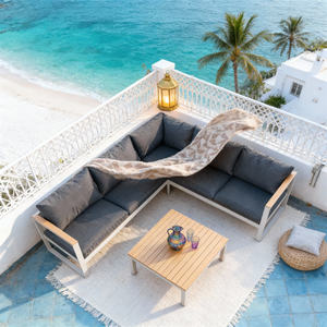 Ensemble de bar d'extérieur Coastal 5 pièces avec structure en aluminium, coussins personnalisables et table à plateau en bois pour maison de plage et terrasse - Product Image 2