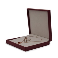 Gros bijoux personnalisés emballage AUCUNE QUANTITÉ MINIMALE DE COMMANDE bague boucle d'oreille collier en cuir PU d'expédition coffret noir pas cher boîtes à bijoux