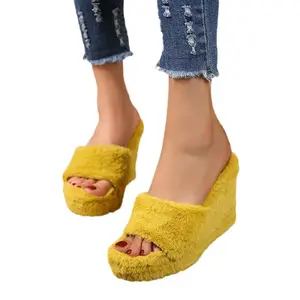 The Latest Lady Sexy Clog Shoes Large Wedge Heel Thick Sole Slippers Winter Multicolor Downy Casual Short Plush Fashion Plush