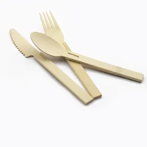 Set di posate in bambù Eco-Chic: forchetta e cucchiaio con manici in noce, fatti a mano, sostenibili e di provenienza etica