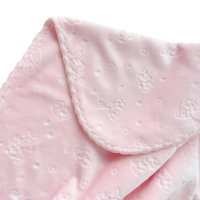 Maßgefertigte Baby-Schlafdecke Atmungsaktiver Polyester-Überwurf Geprägte Niedliche Luxus-Puckdecke Flanell-Fleece Doppellagige Babydecke
