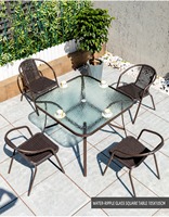 Ensemble de salle à manger d'extérieur 5 pièces avec table ronde et 4 fauteuils tressés beiges pour patio, jardin, cour et balcon