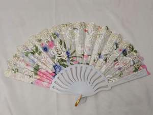 Abanico de Mano Personalizado de Tela Satinada de 23 cm con Mango de Plástico Blanco para Fiestas, Promociones, Año Nuevo o Pascua - Product Image 6