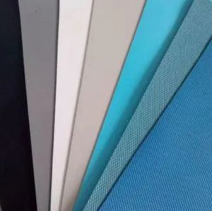 Surface brillante de feuille de membrane d'imperméabilisation de PVC avec le renfort intérieur pour des tunnels de toit de revêtement de <span class=keywords><strong>piscine</strong></span> faits polyester en plastique - Product Image 3