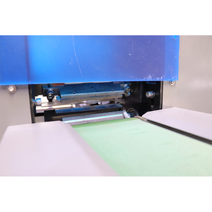 Biscuit Horizontal Avec Plateau Flow Oreiller Machine D'emballage Biscuit Double Chute Sur Bord Servo Emballage Machine - Product Image 2