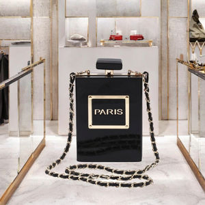 Bolso de Mano Transparente con Forma de Perfume Vintage, con Correa de Cadena y Cierre Magnético, para Eventos Nocturnos de Mujeres - Product Image 3