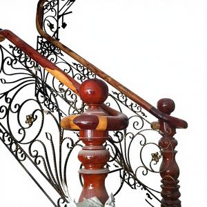 Puerta de Hierro Europea Premium, Puerta de Acero Sólido Francesa de Montaje Superior para Proyectos de Apartamentos, Hoteles y Villas, Lam Dong Vietnam, 3 Años de Garantía - Product Image 1