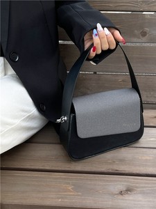 2025 cao cấp thiết kế phong cách cổ điển Tote túi công suất lớn màu khối Vai Túi tối giản của phụ nữ Crossbody Túi - Product Image 2