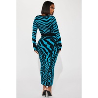 Nouvelle Robe Imprimée Sexy à Col Carré Rayé, Taille Naturelle, Manches Évasées, Patchwork, Longueur Midi, Écologique, Collection Automne