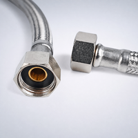 Tuyau d'arrivée d'eau tressé OEM moderne et durable en SUS 304, raccord flexible F1/2 pour la plomberie de salle de bain et de cuisine