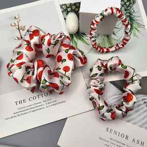 Set de Scrunchies 100% Seda de Morera, Scrunchies de Seda Estampados con Sensación de Lujo, Bandas Elásticas para el Cabello, Accesorios de Moda para Mujer - Product Image 2