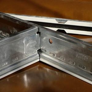 Perfil en T para Techo y Canal Metálico para Sistemas de Techo Suspendido en la Costa de <span class=keywords><strong>Mauricio</strong></span>, Estándar CE ASTM - Product Image 2