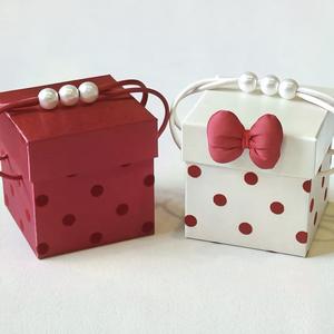 กล่องใส่ขนมงานแต่งทรงกลมลา<span class=keywords><strong>ย</strong></span>จุดคริสตัลพร้อมโบว์ ขา<span class=keywords><strong>ย</strong></span>ส่ง กล่องของขวัญวันเกิดเด็กอายุ 1 และ <span class=keywords><strong>2</strong></span> ปี - Product Image 1