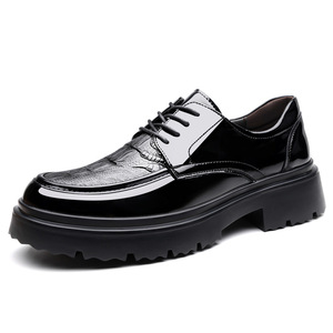 Zapatos de Hombre con Cordones de Cuero Charol, Estilo Casual, Color Negro Sólido, Hechos en Wenzhou - Product Image 5