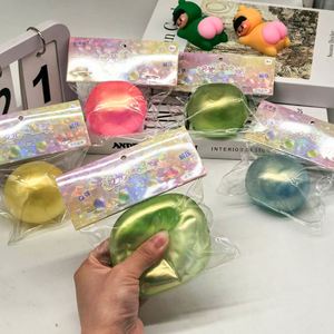 ของเล่นบีบเต่าประดับเลื่อมขนาด 6 ซม. แบบพกพา ซีรีส์ลูกบอลมอลโทสใส บรรเทาความเครียด ของขวัญสำหรับเด็กและผู้ใหญ่ ช่วยผ่อนคลายอารมณ์ในวันที่มีกิจกรรมมากมาย - Product Image 1