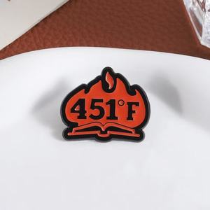 เข็มกลัดฟาร์เรนไฮต์ 451 หนังสือนิยายวิทยาศาสตร์ ผลงานชิ้นเอกของเรย์ แบรดเบอรี ทำจากโลหะผสมสังกะสี สำหรับติดปกเสื้อ - Product Image 2