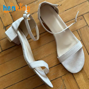 <span class=keywords><strong>Scarpe</strong></span> da <span class=keywords><strong>donna</strong></span> con tacco alto e tacco alto <span class=keywords><strong>scarpe</strong></span> da <span class=keywords><strong>donna</strong></span> scamosciate <span class=keywords><strong>scarpe</strong></span> da <span class=keywords><strong>sposa</strong></span> di grandi dimensioni sandali Casual con tacco spesso - Product Image 5