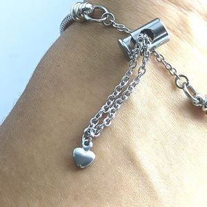 Bracelet à breloques sur le thème <span class=keywords><strong>de</strong></span> la <span class=keywords><strong>musique</strong></span>, chaîne plaquée argent, notes <span class=keywords><strong>de</strong></span> <span class=keywords><strong>musique</strong></span>, disque vinyle, breloques en émail, bijoux tendance <span class=keywords><strong>pour</strong></span> femmes, <span class=keywords><strong>cadeau</strong></span> - Product Image 1