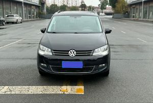 VW <span class=keywords><strong>Sharan</strong></span> 7n 380TSI Haute Puissance Essence MPV 5 Portes 6/7 Places Voiture Familiale Traction Avant Transmission Automatique - Product Image 2