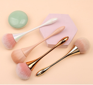 <strong>Luxurious</strong> Rose Gold Large Powder Brush with Pink Bristles-Elegant Hourglass Design for Face &amp; Eye <strong>Makeup</strong> - Product Image 5