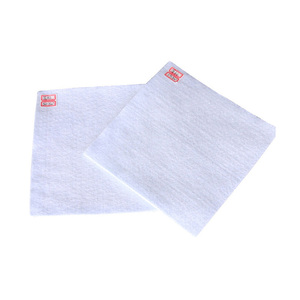 Rouleau <span class=keywords><strong>de</strong></span> <span class=keywords><strong>géotextile</strong></span> non tissé en HDPE <span class=keywords><strong>de</strong></span> 20 mm, écologique et résistant aux déchirures, garantie 5 ans pour une irrigation goutte à goutte efficace - Product Image 4