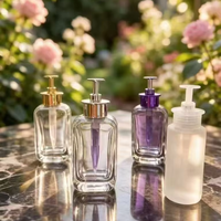 Flacon compte-gouttes rond en verre transparent à prix d'usine avec bouchon en plastique coloré, rechargeable, logo personnalisé, emballage cosmétique en gros