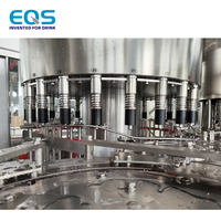 Machine d'embouteillage d'eau pure minérale en bouteilles PET à économie d'énergie avec bouchage et étiquetage automatiques 5000BPH Prix usine CE